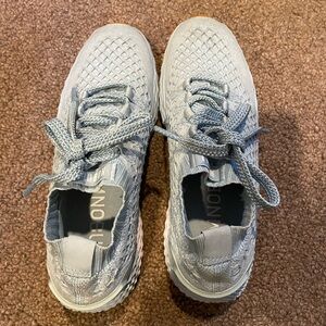 Nobull Aspire Ice Blue Size 6.5 women’s